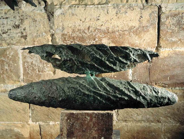 Robert Sobocinski, Horizont, bronze, 94x35x15 cm