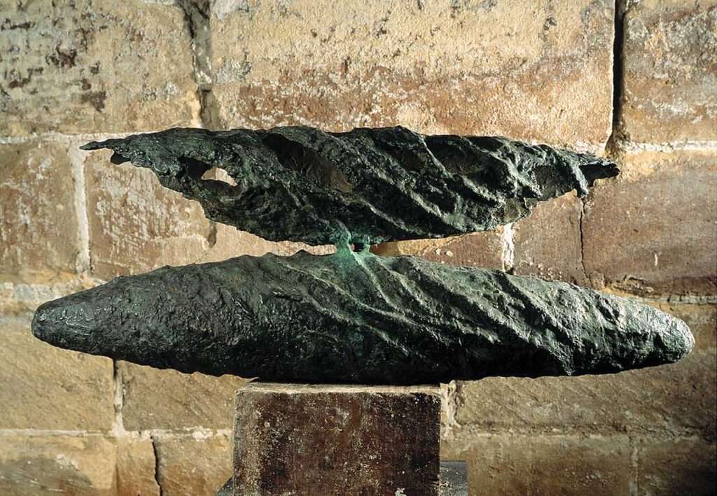 Robert Sobocinski, L'horizon, bronze, 94x35x15 cm