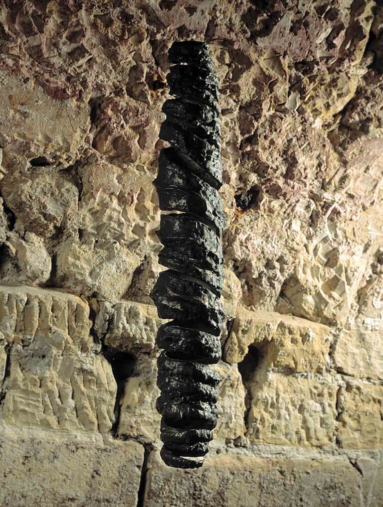 Robert Sobocinski, Spiral, 1989, bronze, 75x15x15 cm