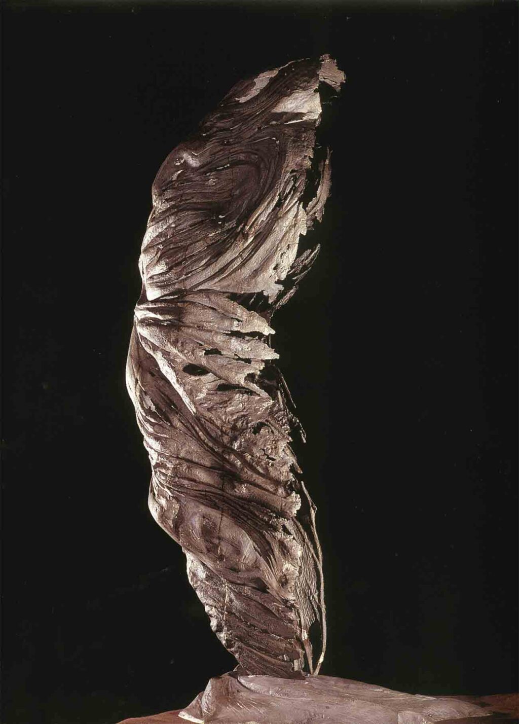 Robert Sobociński, Ikar, 1993, brąz, 230x60x80 cm