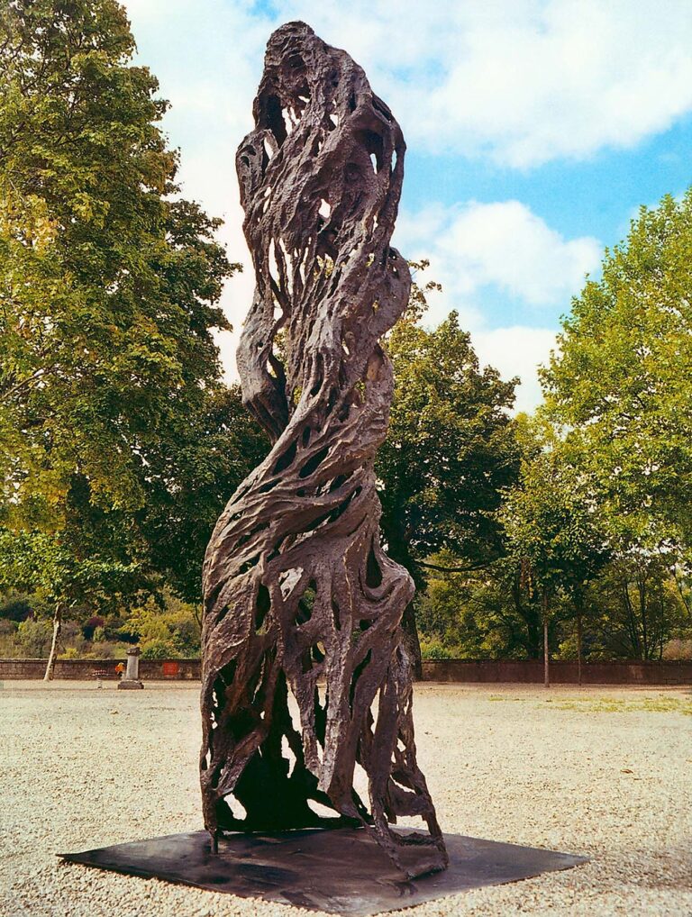 Robert Sobocinski, The Other, 2001, bronze, 440x150x150 cm