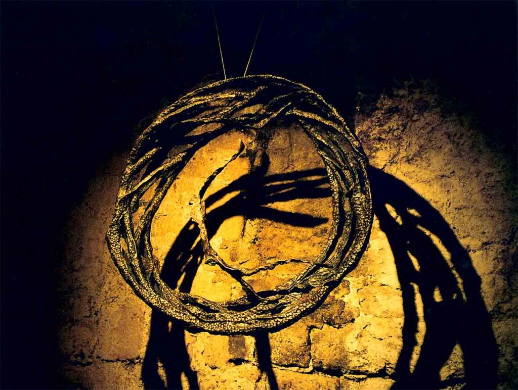 Robert Sobocinski, La turbulence I, 2002, bronze, 115×115×35 cm