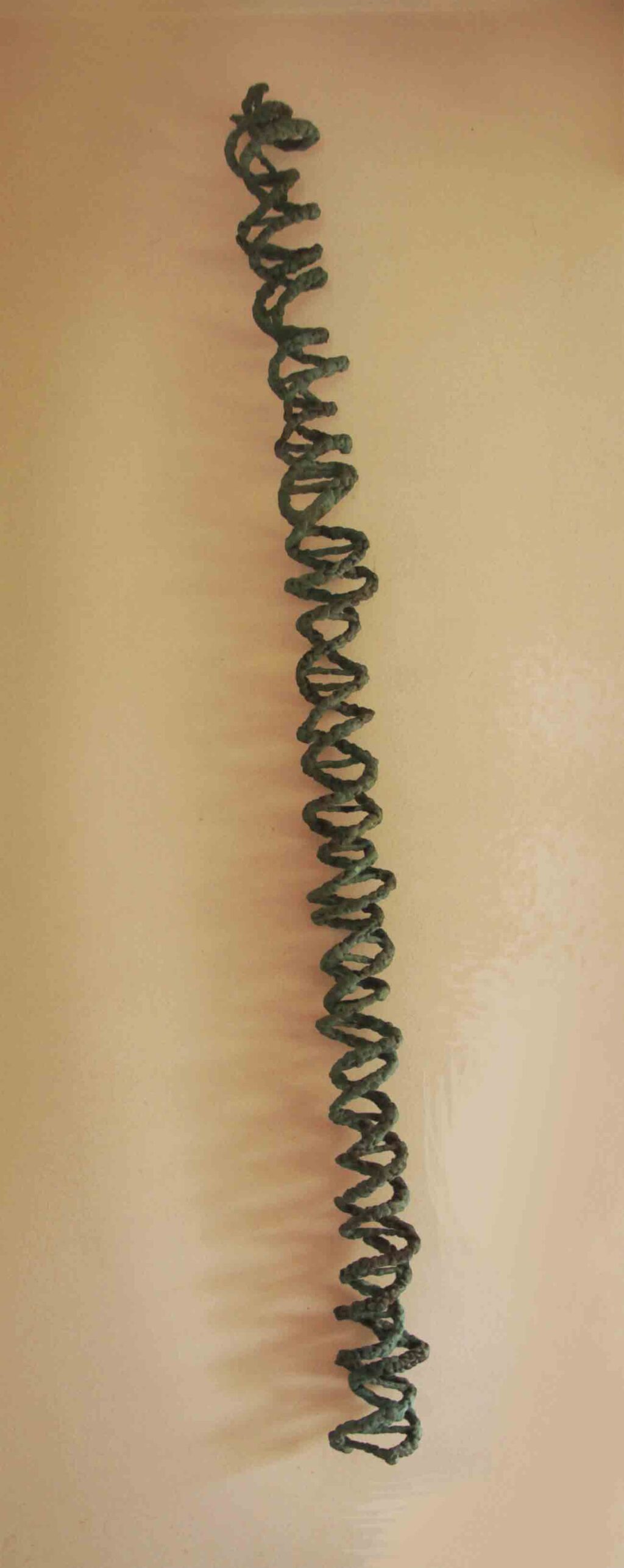 Robert Sobociński, Helisa, 2008, brąz, 130 x 10 x 10 cm