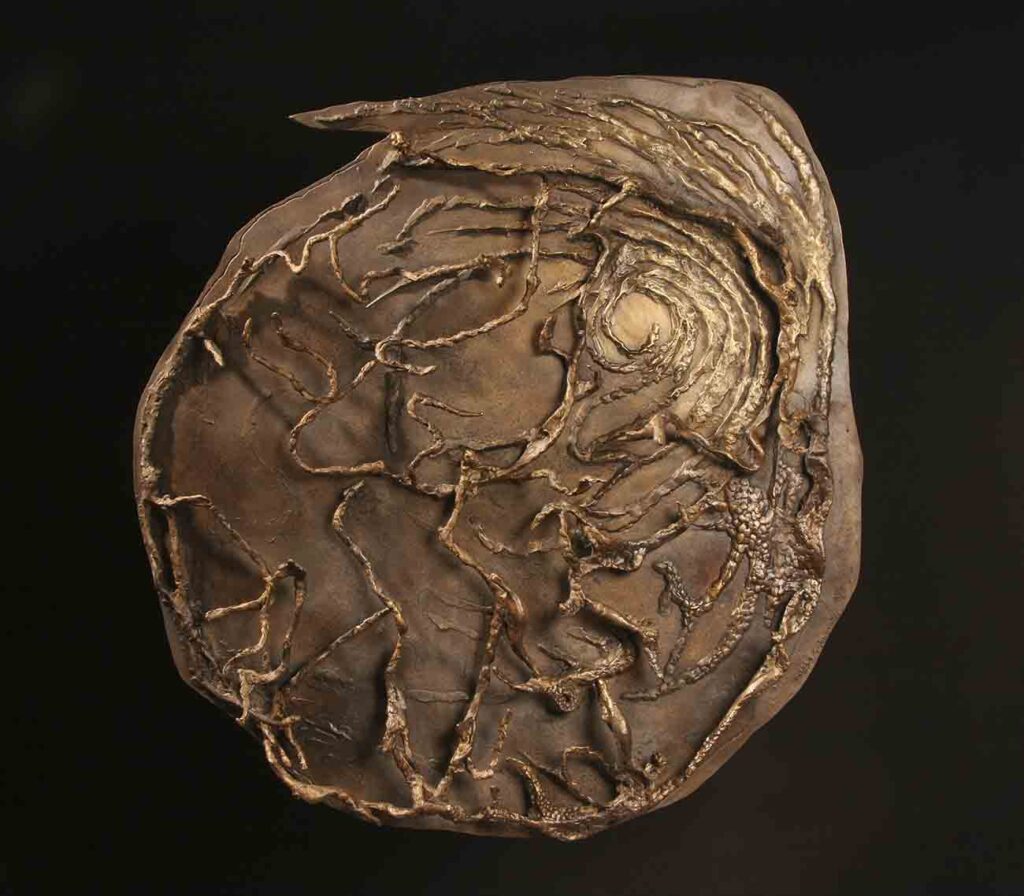 Robert Sobocinski, La lumiere, 2008, bronze, 18 x 95 x 107 cm