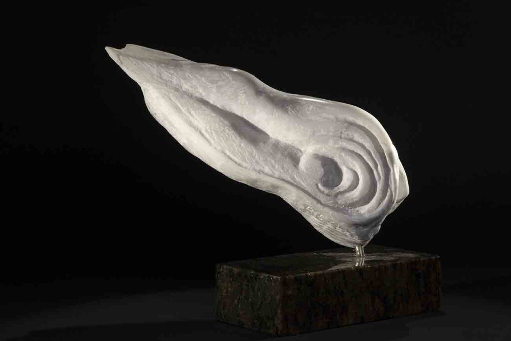 Robert Sobocinski, La marée, 2019, marbre, 16 x 18 x 14 cm