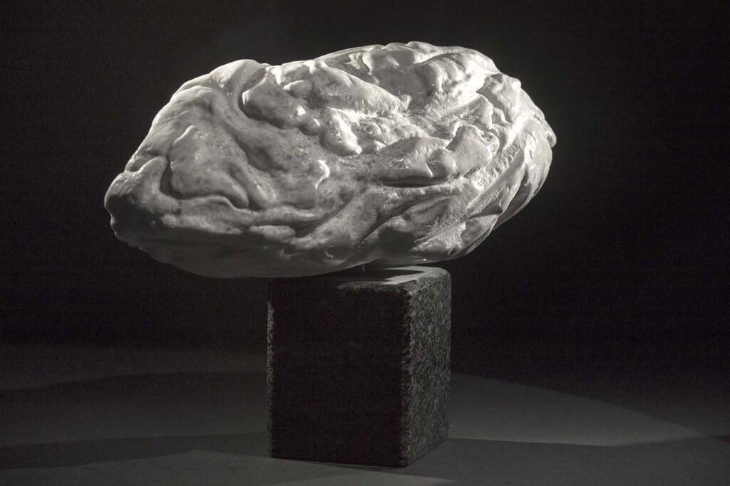 Robert Sobocinski, Argonatus, 2021, marbre, 28x15x15 cm