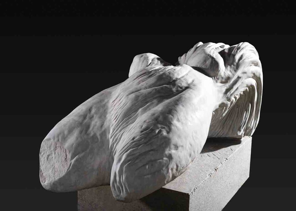 Robert Sobociński, Oceania, 2021, marmur 135x60x50 cm